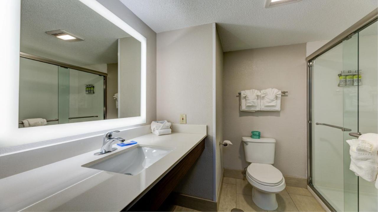Holiday Inn Express & Suites Ashtabula-Geneva By Ihg Austinburg Eksteriør bilde