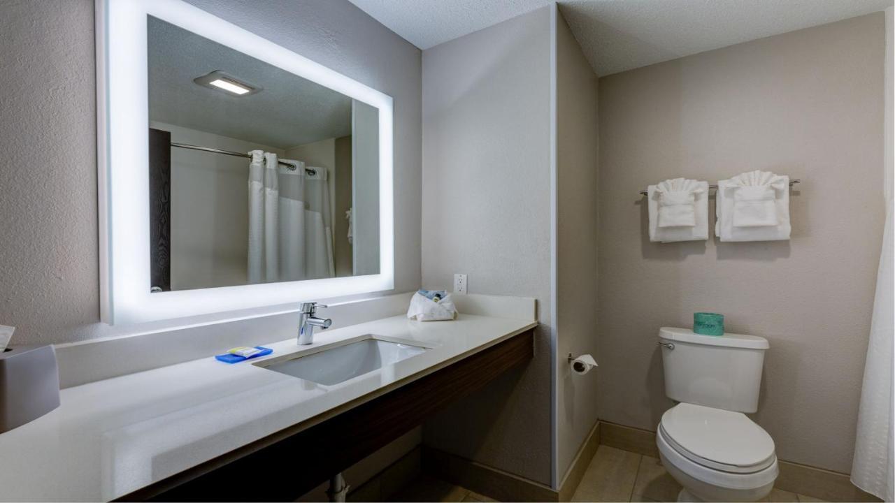 Holiday Inn Express & Suites Ashtabula-Geneva By Ihg Austinburg Eksteriør bilde