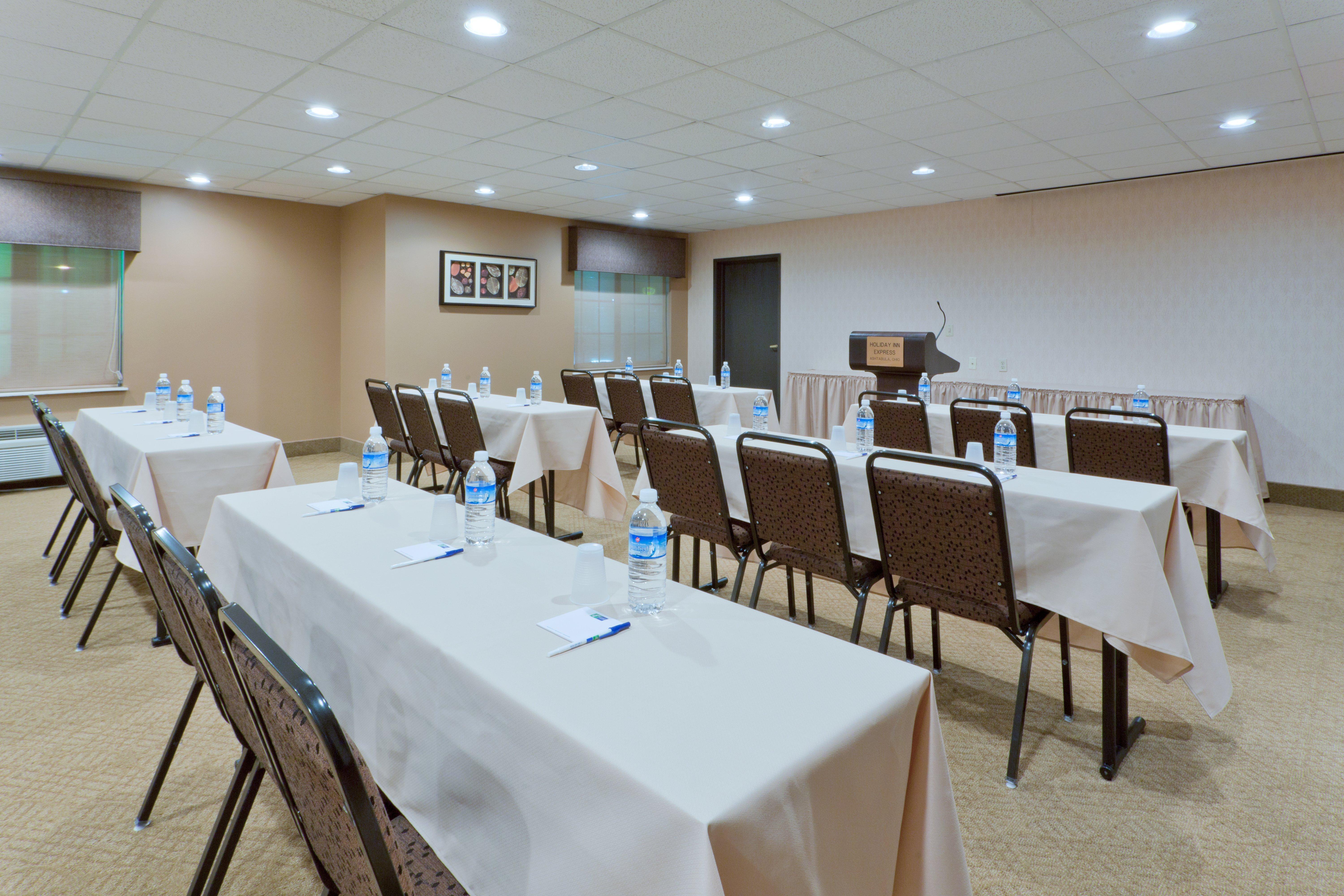 Holiday Inn Express & Suites Ashtabula-Geneva By Ihg Austinburg Eksteriør bilde
