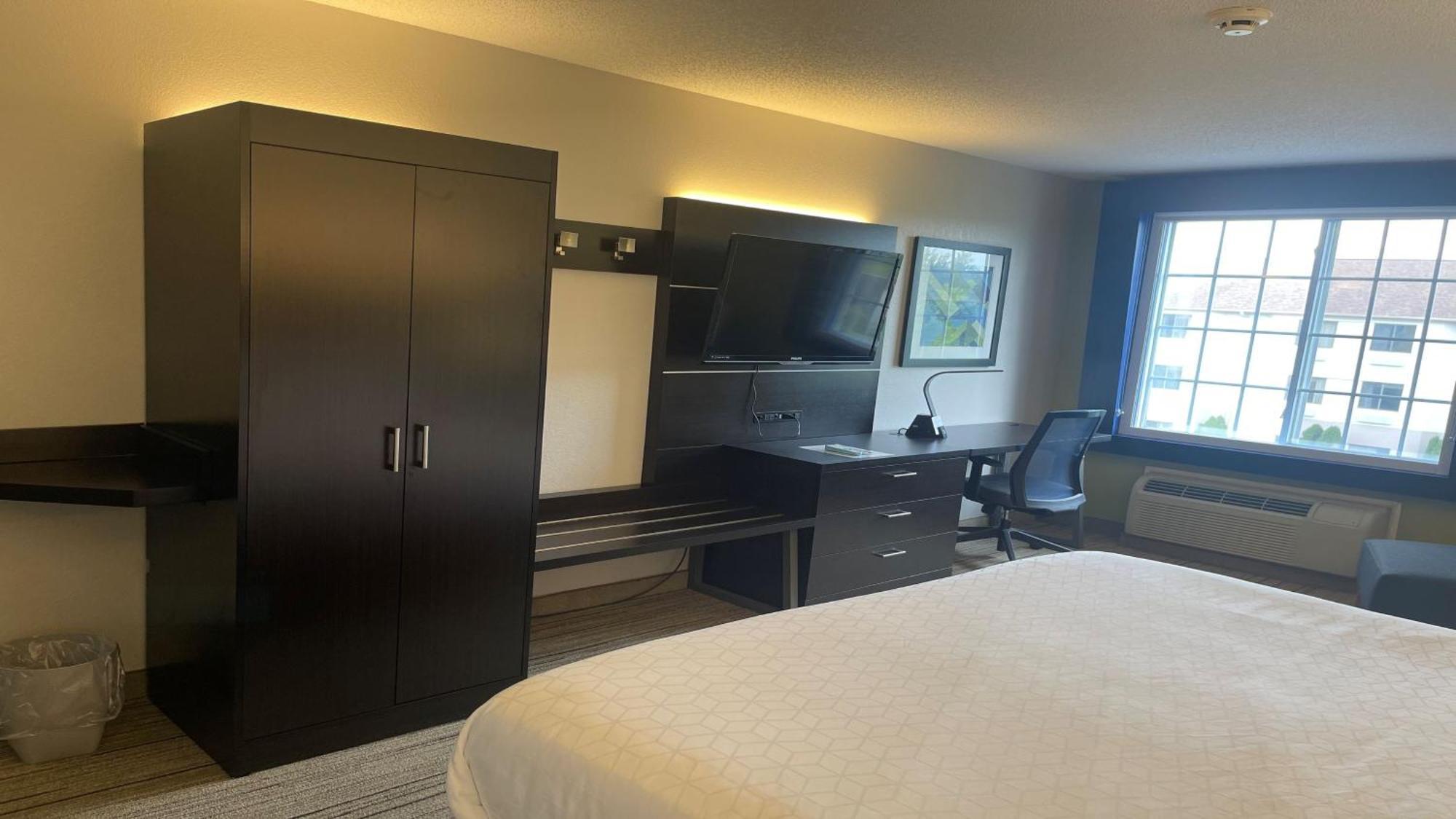 Holiday Inn Express & Suites Ashtabula-Geneva By Ihg Austinburg Eksteriør bilde