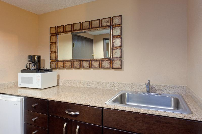 Holiday Inn Express & Suites Ashtabula-Geneva By Ihg Austinburg Eksteriør bilde